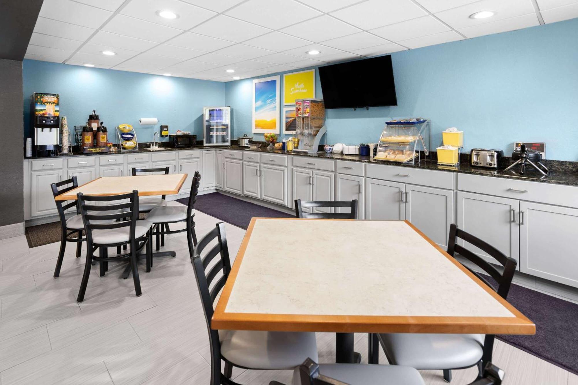 Days Inn By Wyndham Hornell Ny Exterior photo
