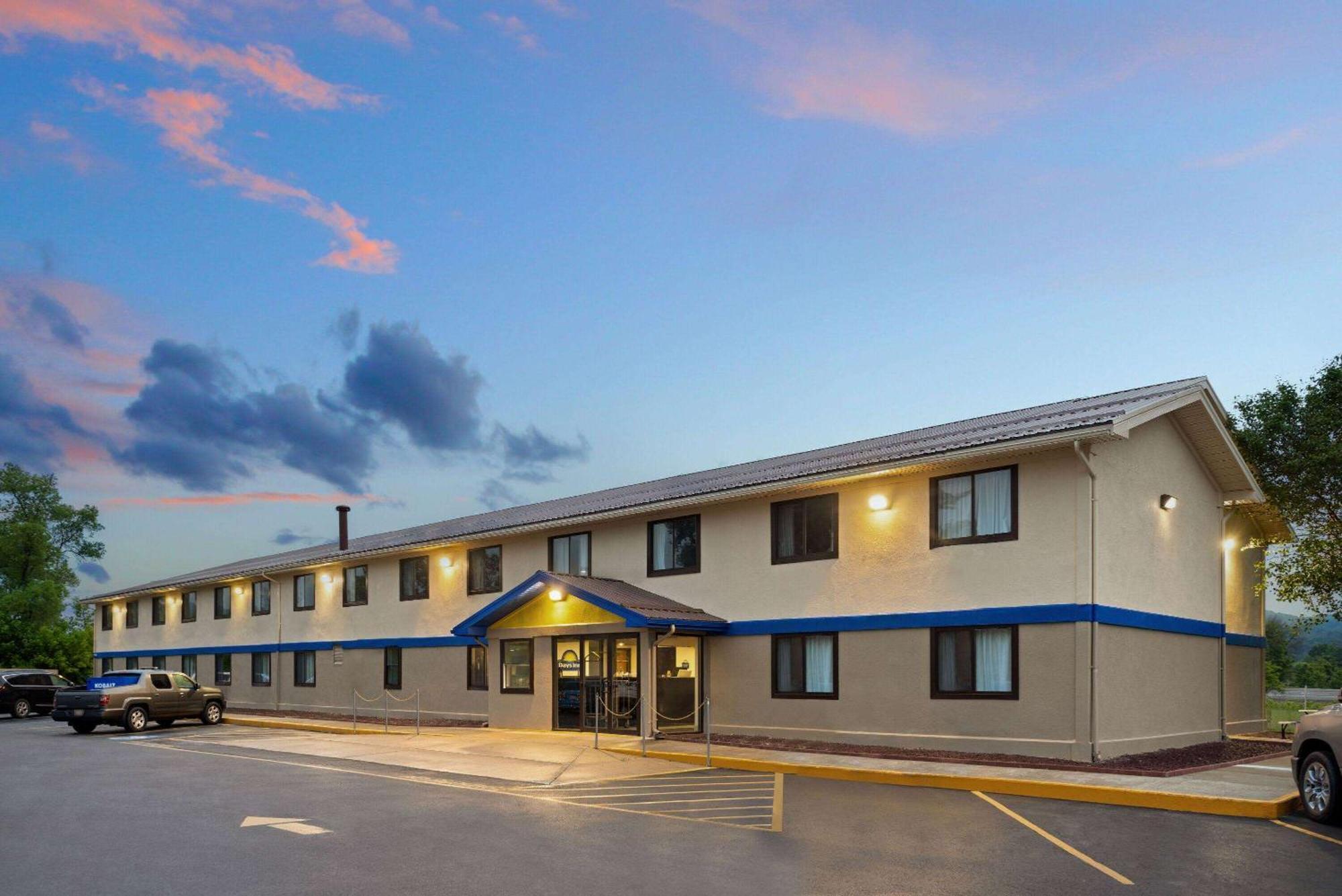 Days Inn By Wyndham Hornell Ny Exterior photo